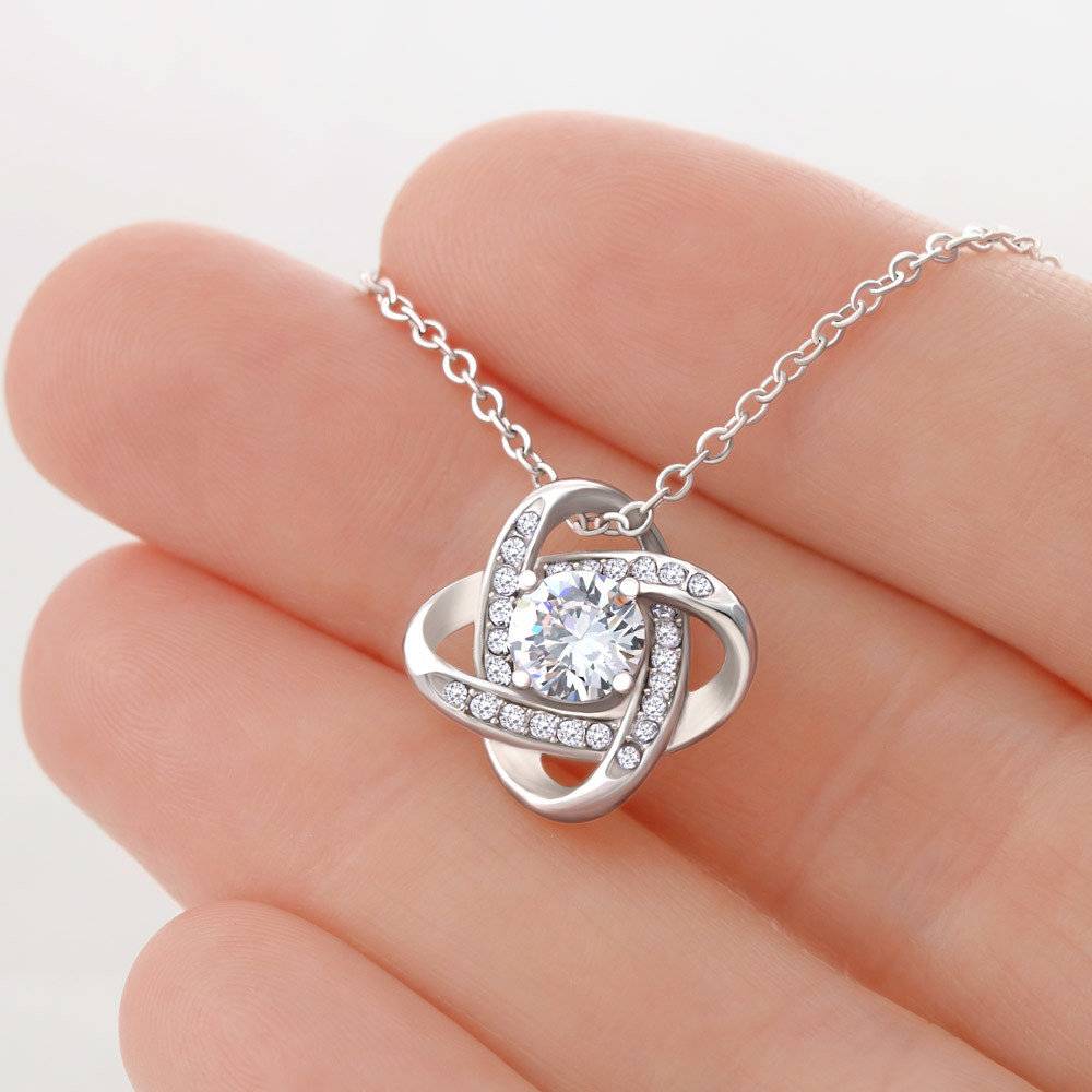 ETERNAL HEART NECKLACE